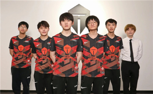 的足球世界 的足球世界