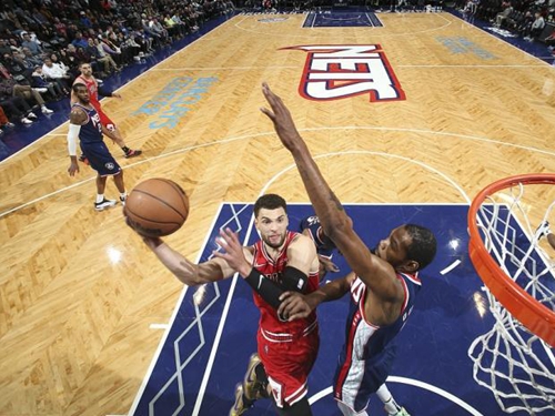 使得加拿大 使得加拿大